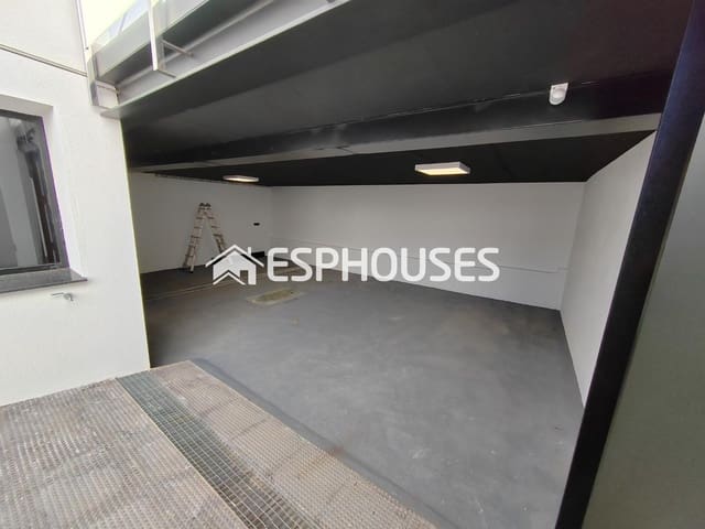 3 sovrum Villa till salu i Dehesa de Campoamor, Orihuela med pool garage - 649 000 € (Ref: 8049604)