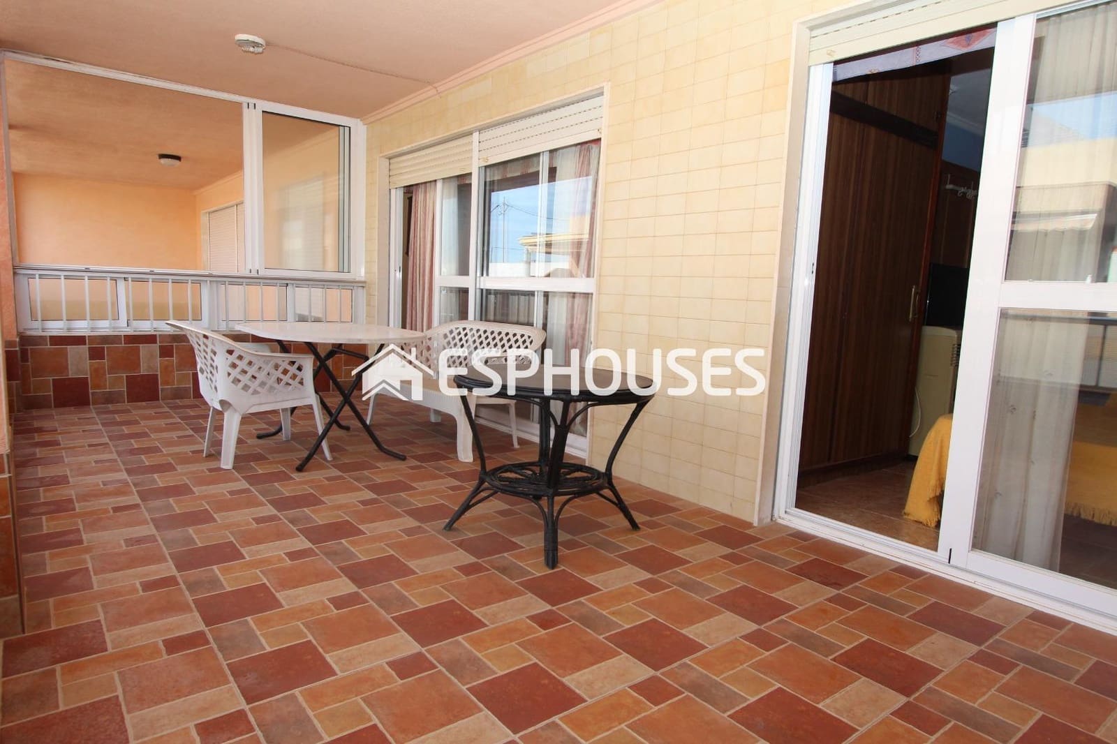 3 soveværelse Lejlighed til salg i Guardamar del Segura - € 225.000 (Ref: 8049610)