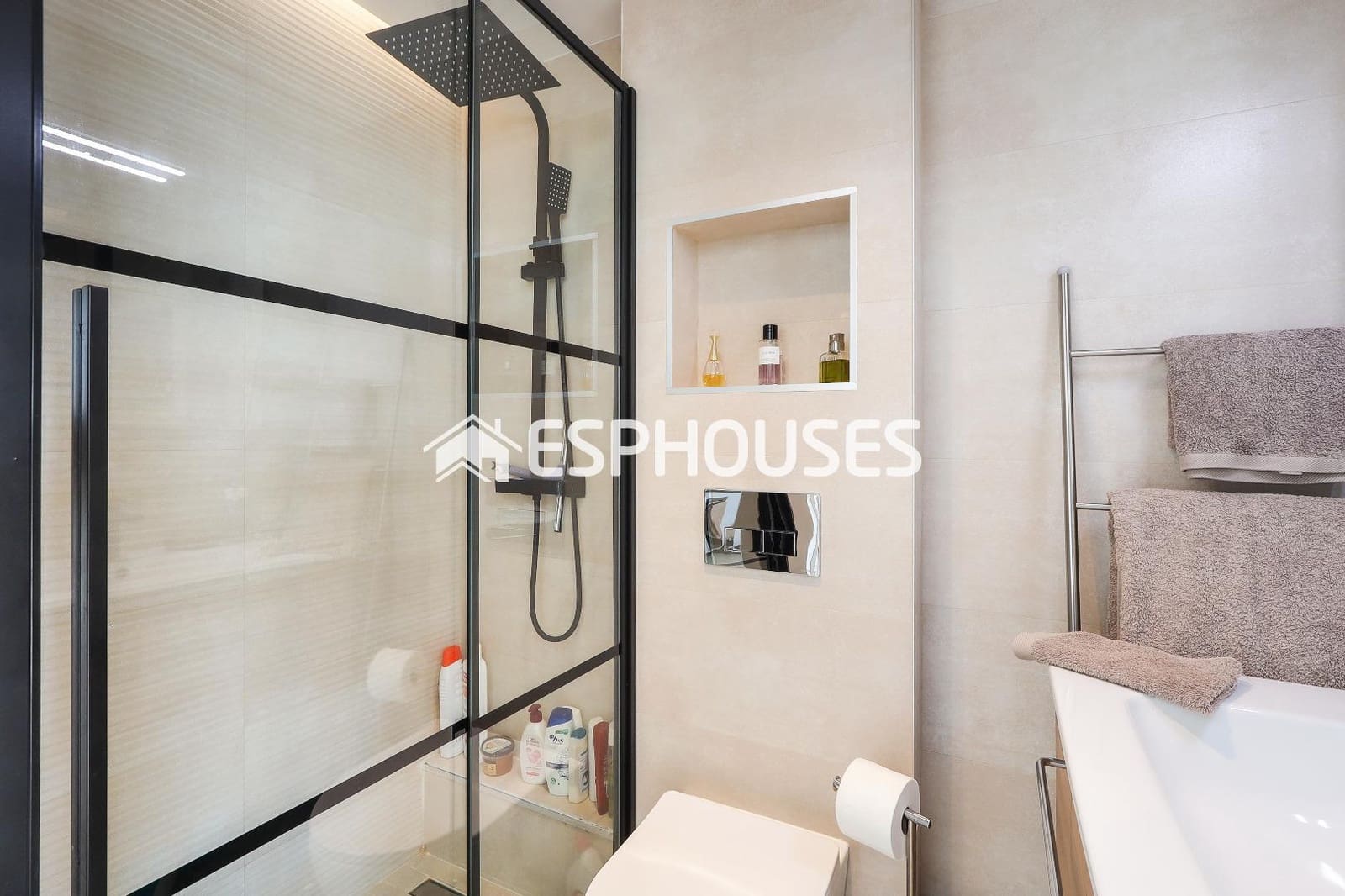 3 sovrum Lägenhet till salu i Guardamar del Segura med pool garage - 385 000 € (Ref: 8086115)