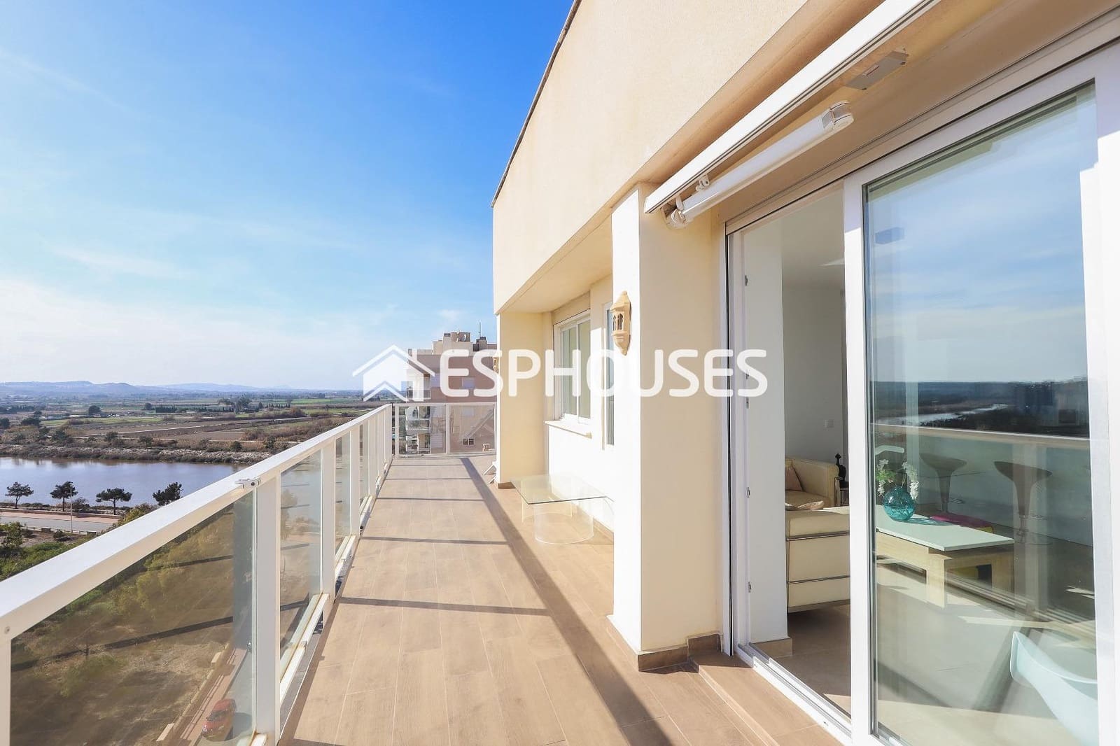 3 sovrum Lägenhet till salu i Guardamar del Segura med pool garage - 385 000 € (Ref: 8086115)