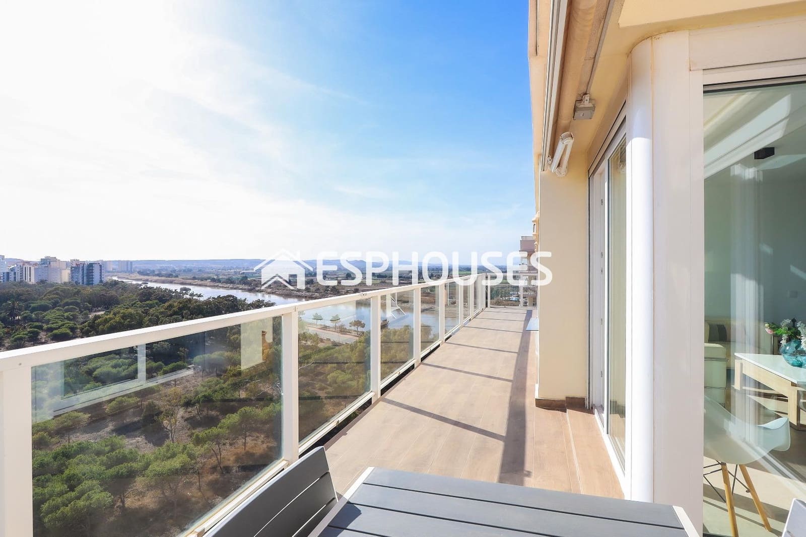 3 sovrum Lägenhet till salu i Guardamar del Segura med pool garage - 385 000 € (Ref: 8086115)