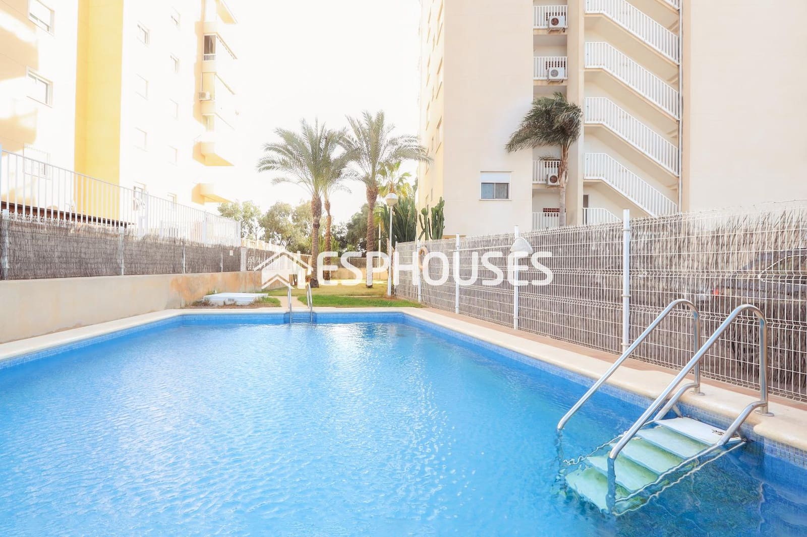 3 sovrum Lägenhet till salu i Guardamar del Segura med pool garage - 385 000 € (Ref: 8086115)