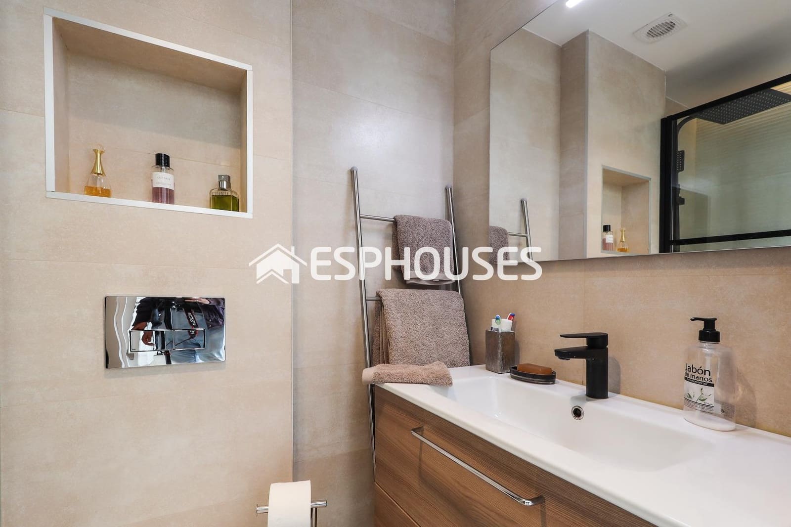 3 sovrum Lägenhet till salu i Guardamar del Segura med pool garage - 385 000 € (Ref: 8086115)