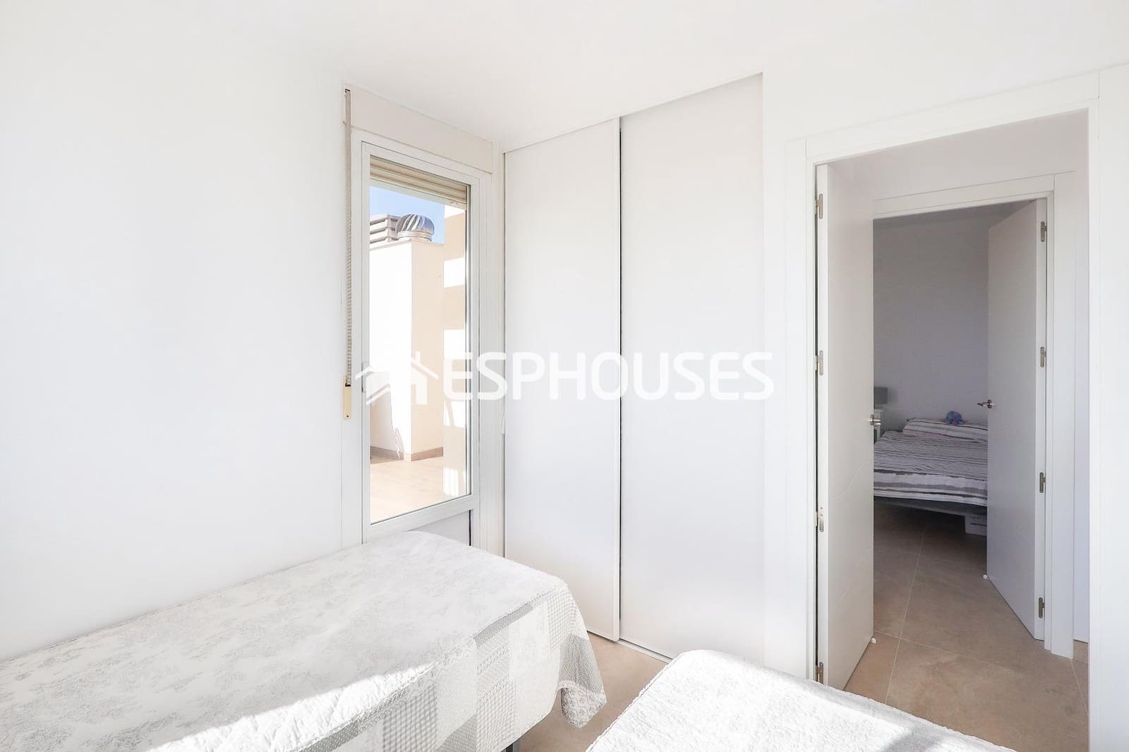 3 sovrum Lägenhet till salu i Guardamar del Segura med pool garage - 385 000 € (Ref: 8086115)