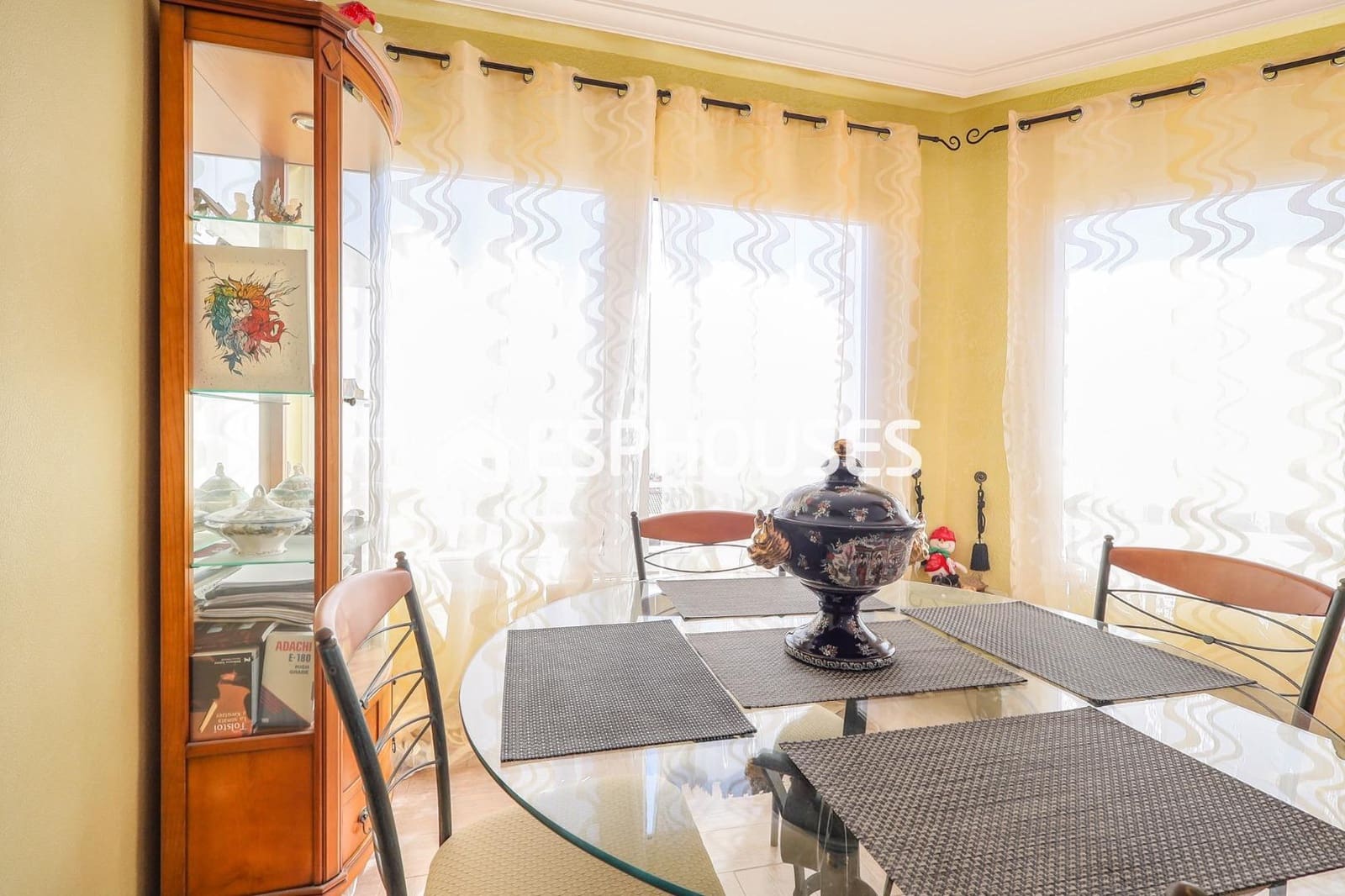 3 bedroom Apartment for sale in Guardamar del Segura with garage - € 390,000 (Ref: 8217103)