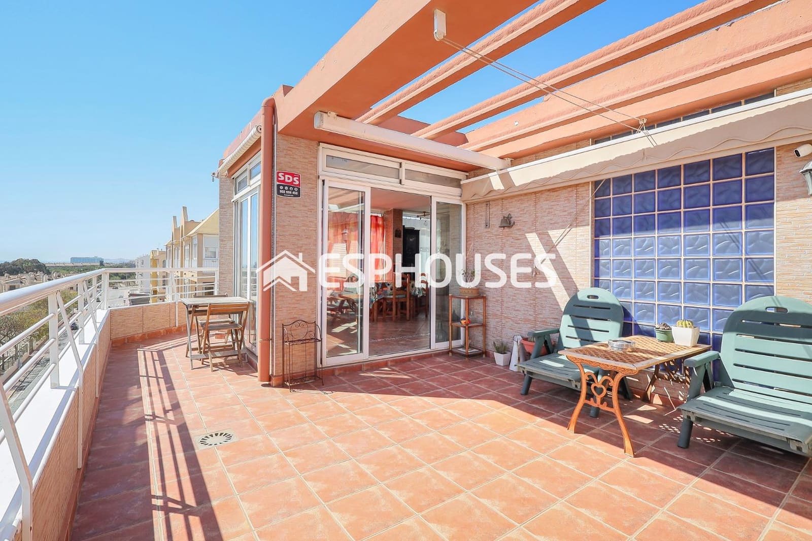 3 bedroom Apartment for sale in Guardamar del Segura with garage - € 390,000 (Ref: 8217103)