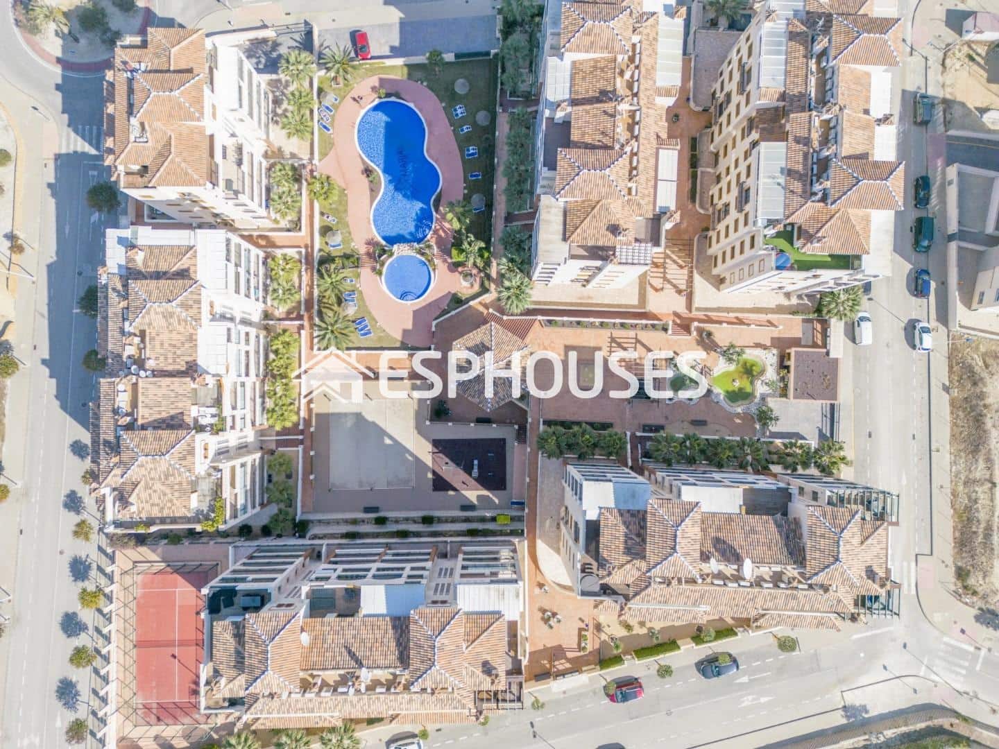 3 quarto Apartamento para venda em Guardamar del Segura com piscina garagem - 420 000 € (Ref: 8238966)