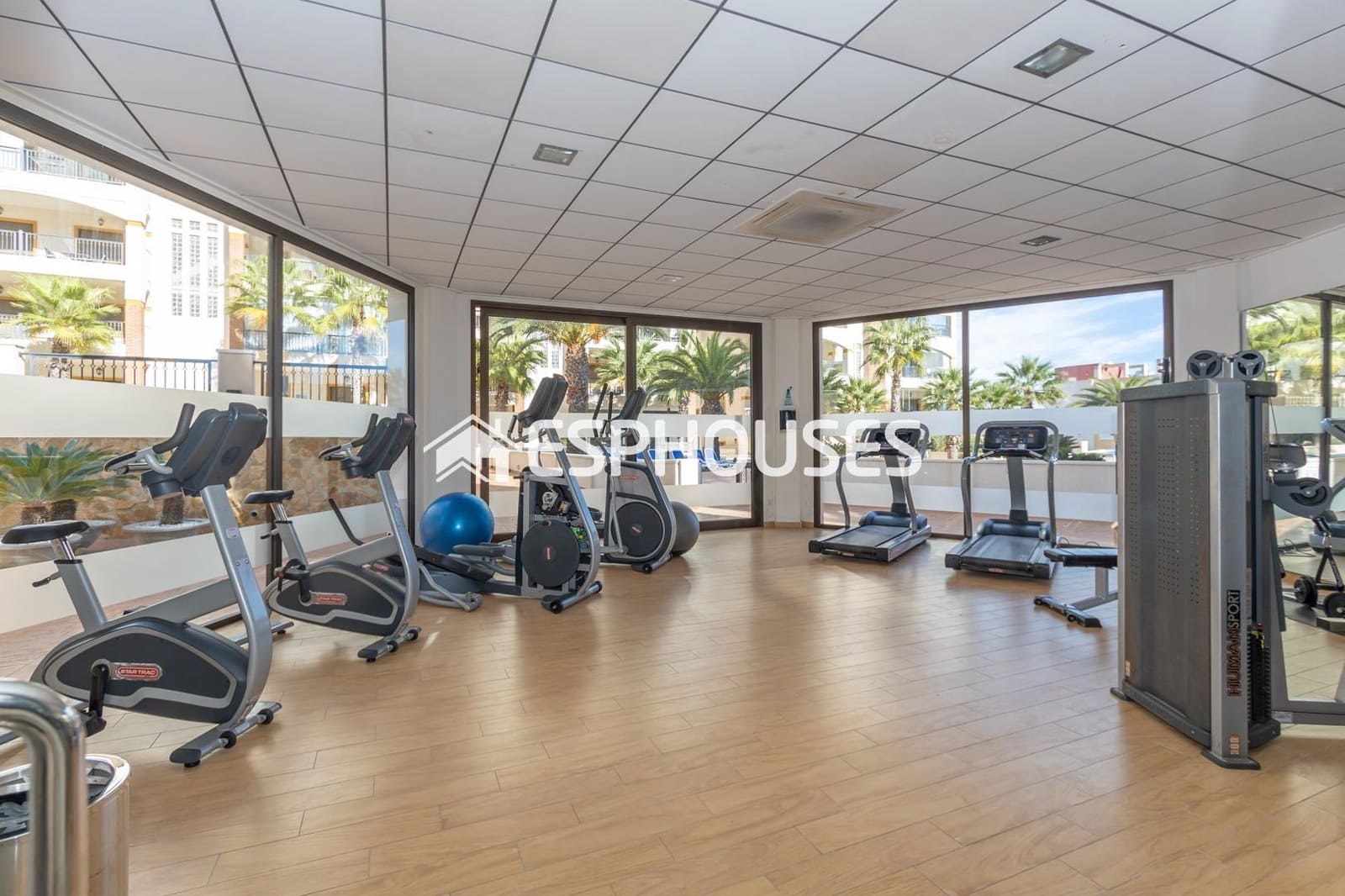 3 quarto Apartamento para venda em Guardamar del Segura com piscina garagem - 420 000 € (Ref: 8238966)