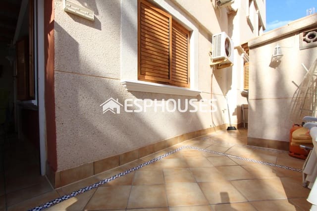 3 soveværelse Bungalow til salg i El Moncayo - El Pòrtic, Guardamar del Segura med swimmingpool garage - € 266.000 (Ref: 8268954)