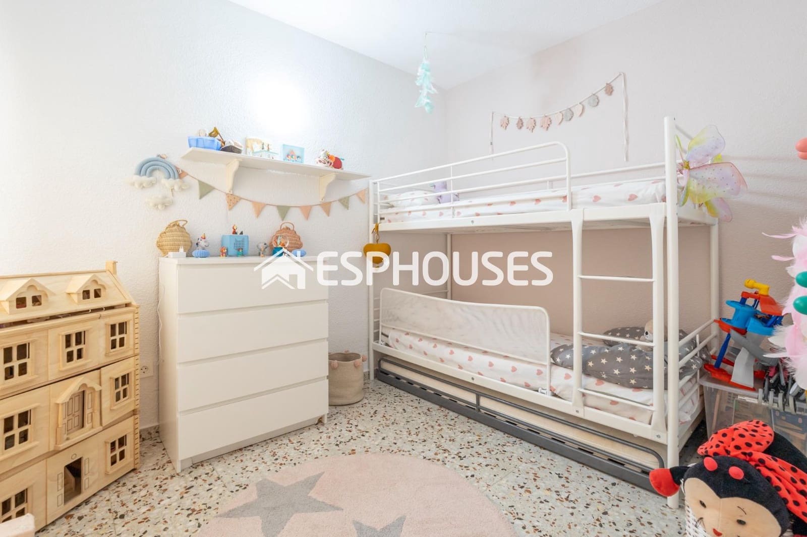 3 chambre Appartement à vendre à Guardamar del Segura avec garage - 225 000 € (Ref: 8284993)