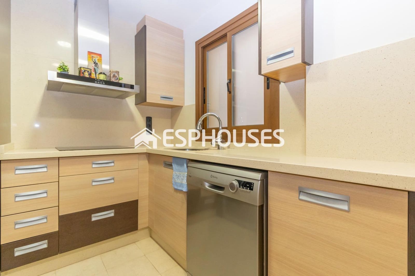 2 soveværelse Lejlighed til salg i Guardamar del Segura med swimmingpool garage - € 235.000 (Ref: 8284994)