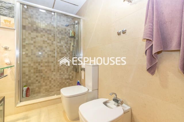 2 sovrum Lägenhet till salu i Guardamar Playa, Guardamar del Segura med pool garage - 235 000 € (Ref: 8284994)