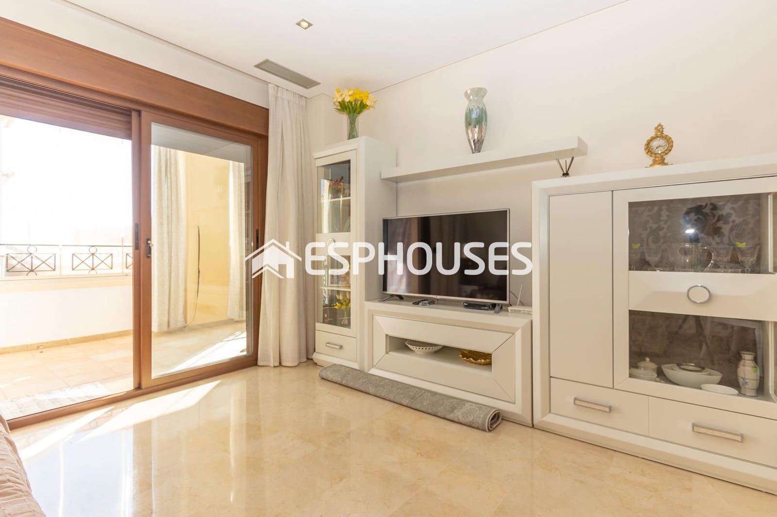 2 soveværelse Lejlighed til salg i Guardamar del Segura med swimmingpool garage - € 235.000 (Ref: 8284994)