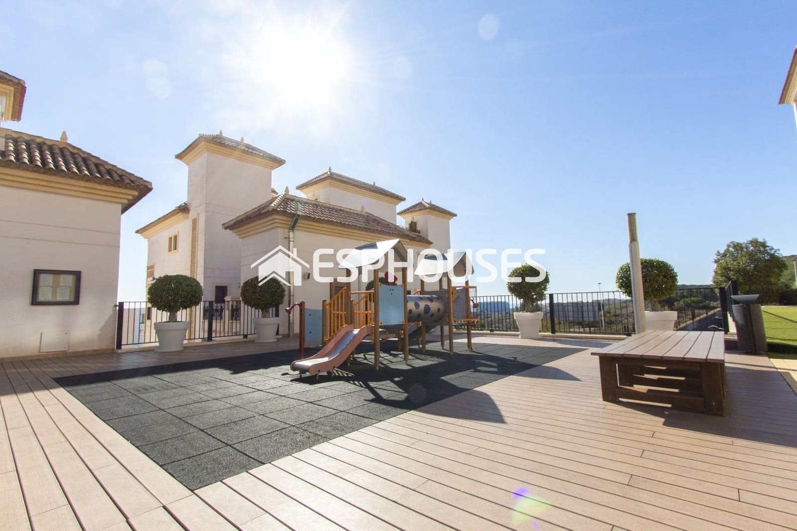 2 soveværelse Lejlighed til salg i Guardamar del Segura med swimmingpool garage - € 235.000 (Ref: 8284994)