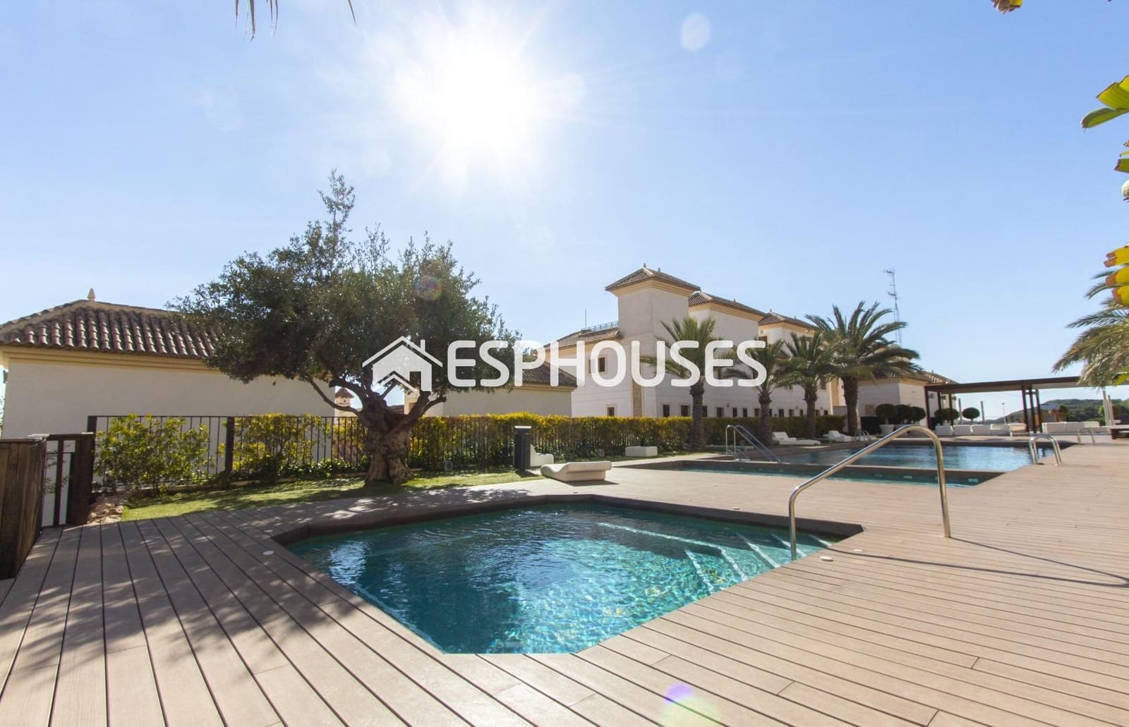 2 soveværelse Lejlighed til salg i Guardamar del Segura med swimmingpool garage - € 235.000 (Ref: 8284994)