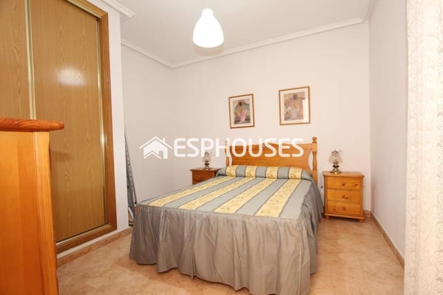 2 soveværelse Lejlighed til salg i Las Viñas, Guardamar del Segura - € 120.000 (Ref: 8284996)