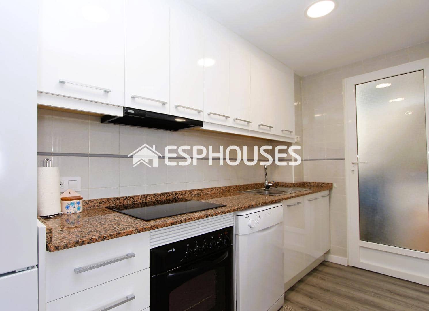 2 sovrum Lägenhet till salu i Guardamar del Segura med pool - 213 000 € (Ref: 8343253)