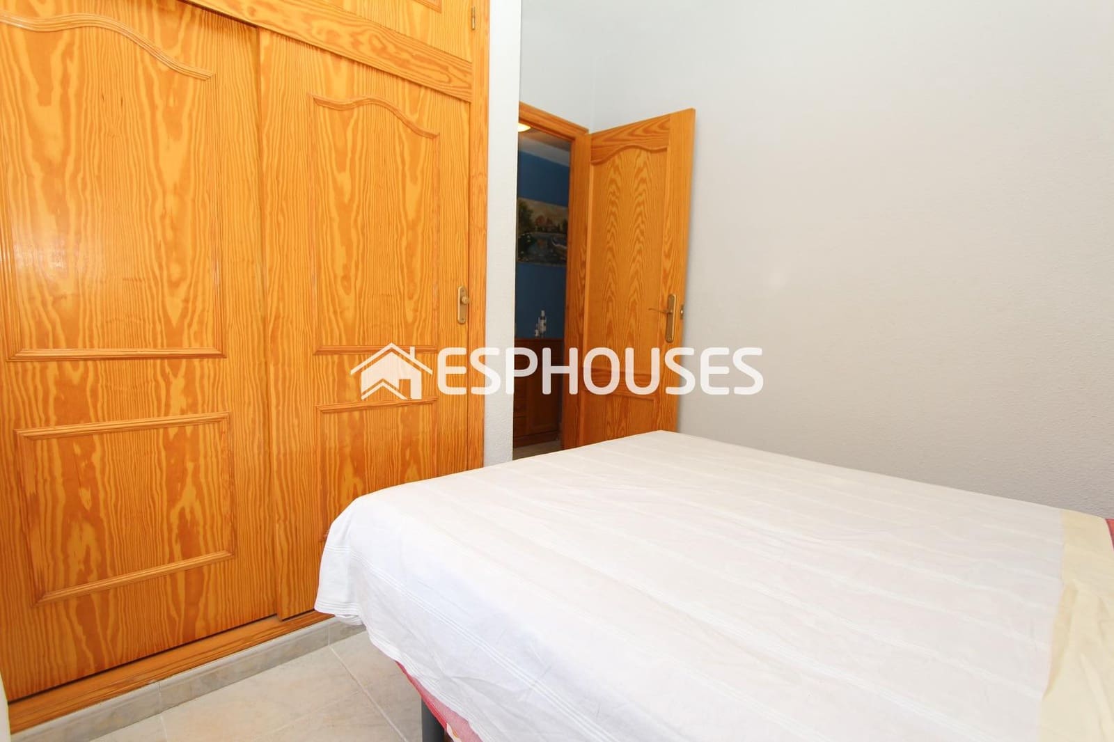 Apartamento de 3 habitaciones en Guardamar del Segura en venta con piscina - 179.500 € (Ref: 8367267)