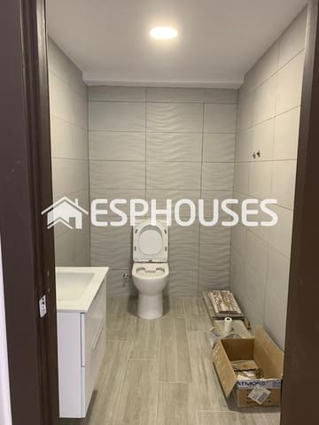 Erhverv til salg i Guardamar Playa, Guardamar del Segura - € 130.000 (Ref: 8367268)