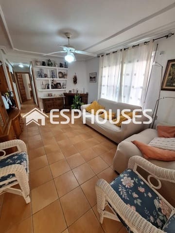 3 quarto Bungalow para venda em Los Europeos, Torrevieja com garagem - 230 000 € (Ref: 8395264)