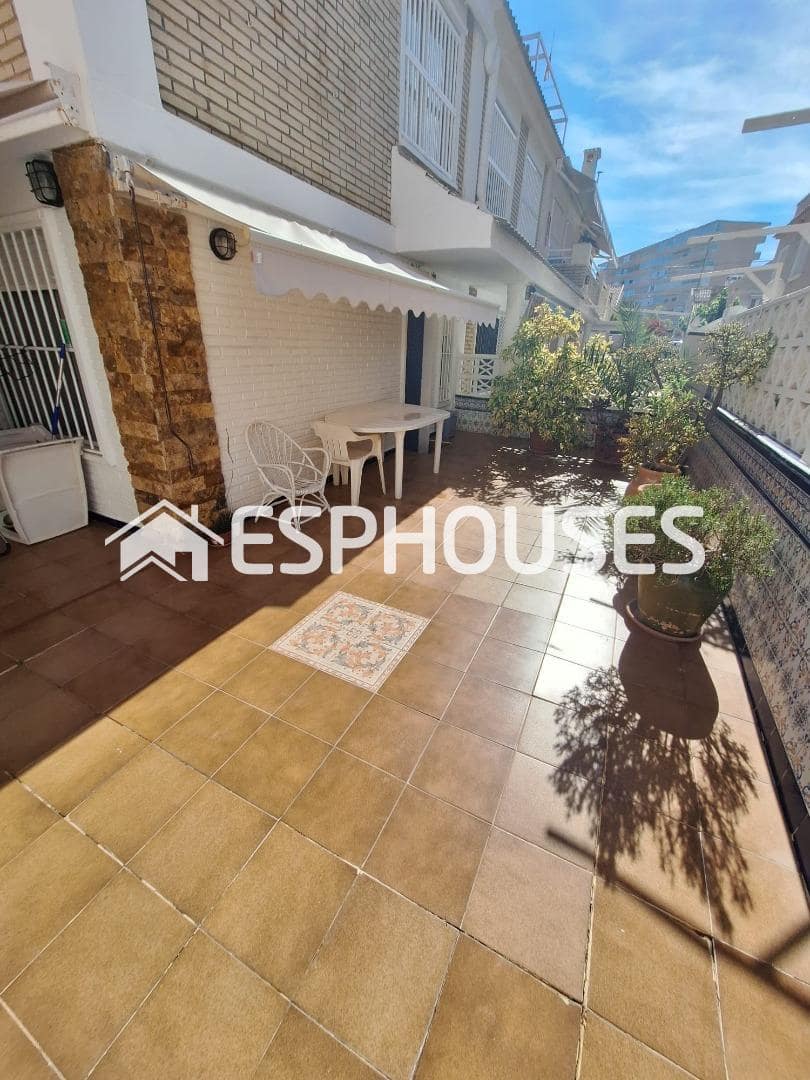 3 camera da letto Bungalow in vendita in Torrevieja con garage - 230.000 € (Rif: 8395264)