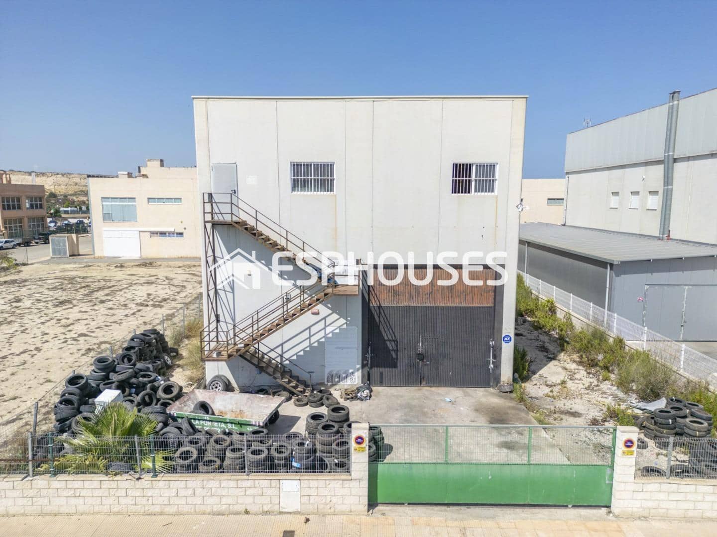 Kommersiell til salgs i San Fulgencio - € 400 000 (Ref: 8401622)