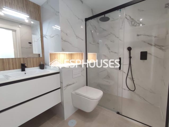 3 sypialnia Willa na sprzedaż w Guardamar del Segura z basenem garażem - 395 000 € (Ref: 8450874)