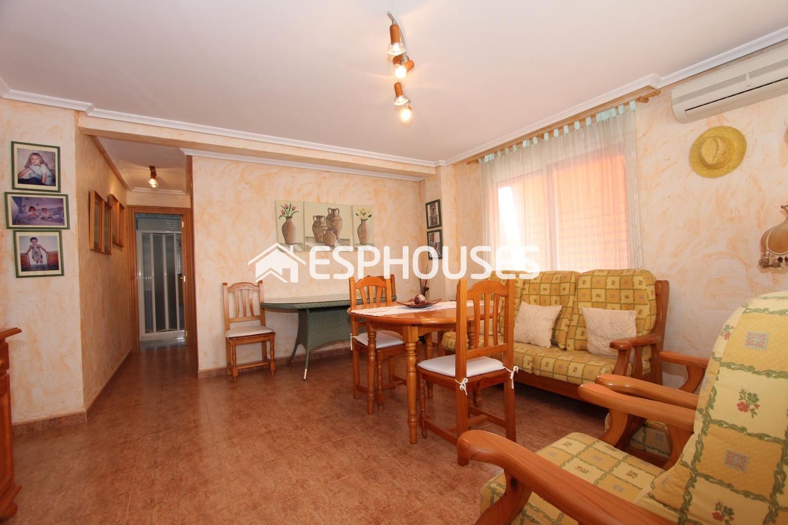 4 soveværelse Lejlighed til salg i Guardamar del Segura - € 175.000 (Ref: 8450878)