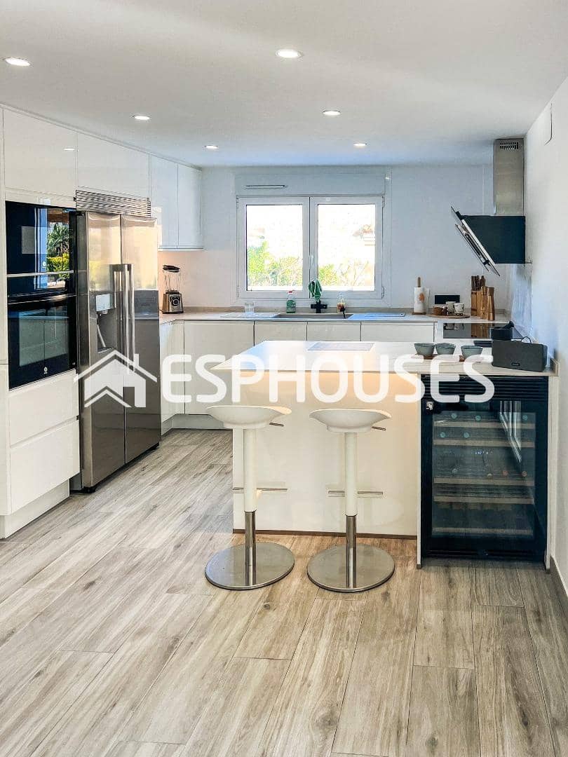 4 sovrum Villa till salu i Alfaz del Pi / L'Alfas del Pi med pool garage - 1 500 000 € (Ref: 8468849)