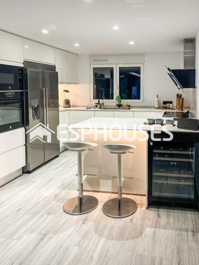 4 sovrum Villa till salu i Alfaz del Pi / L'Alfas del Pi med pool garage - 1 500 000 € (Ref: 8468849)