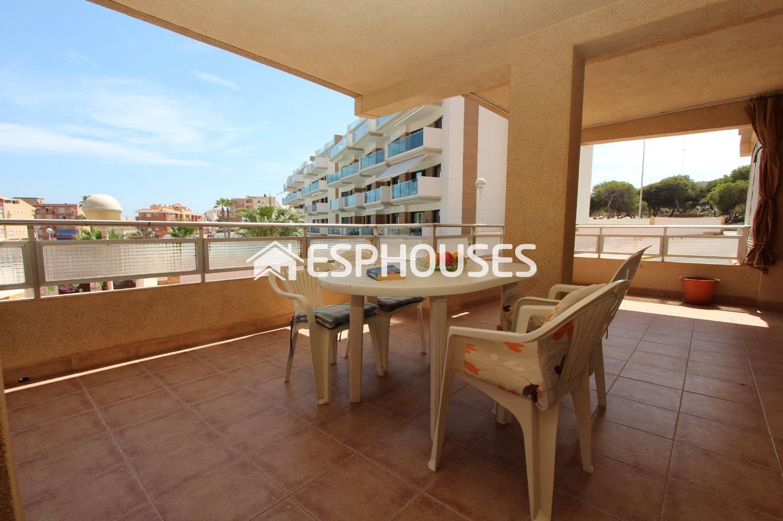 3 soveværelse Lejlighed til salg i Guardamar del Segura - € 225.000 (Ref: 8475145)