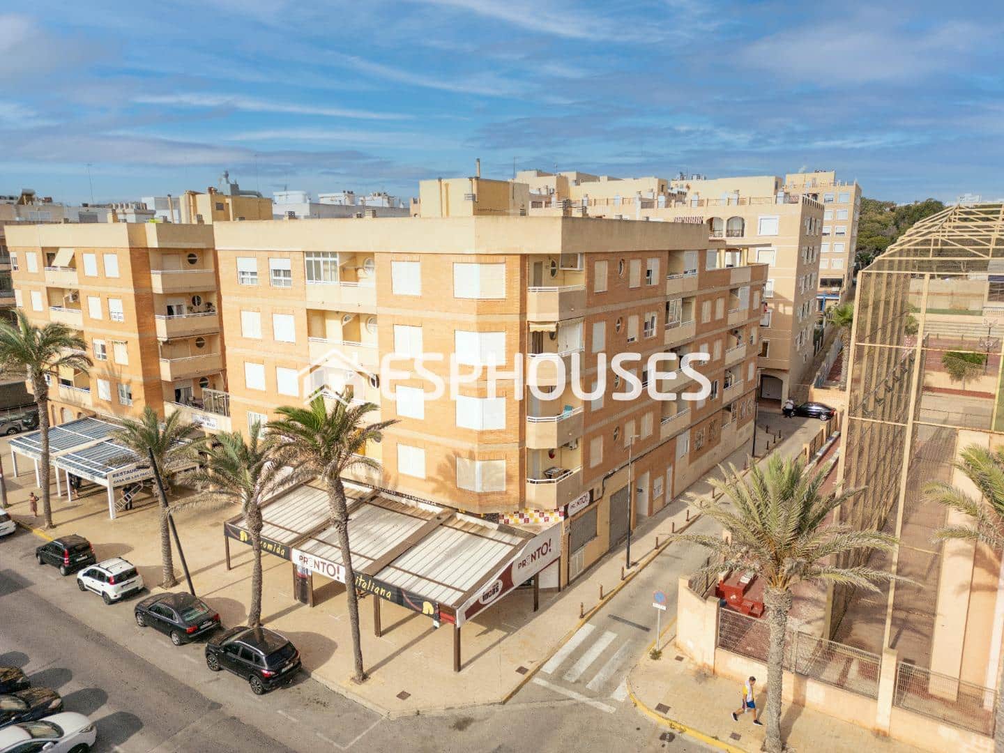 2 soverom Leilighet til salgs i Guardamar del Segura med garasje - € 140 000 (Ref: 8489105)