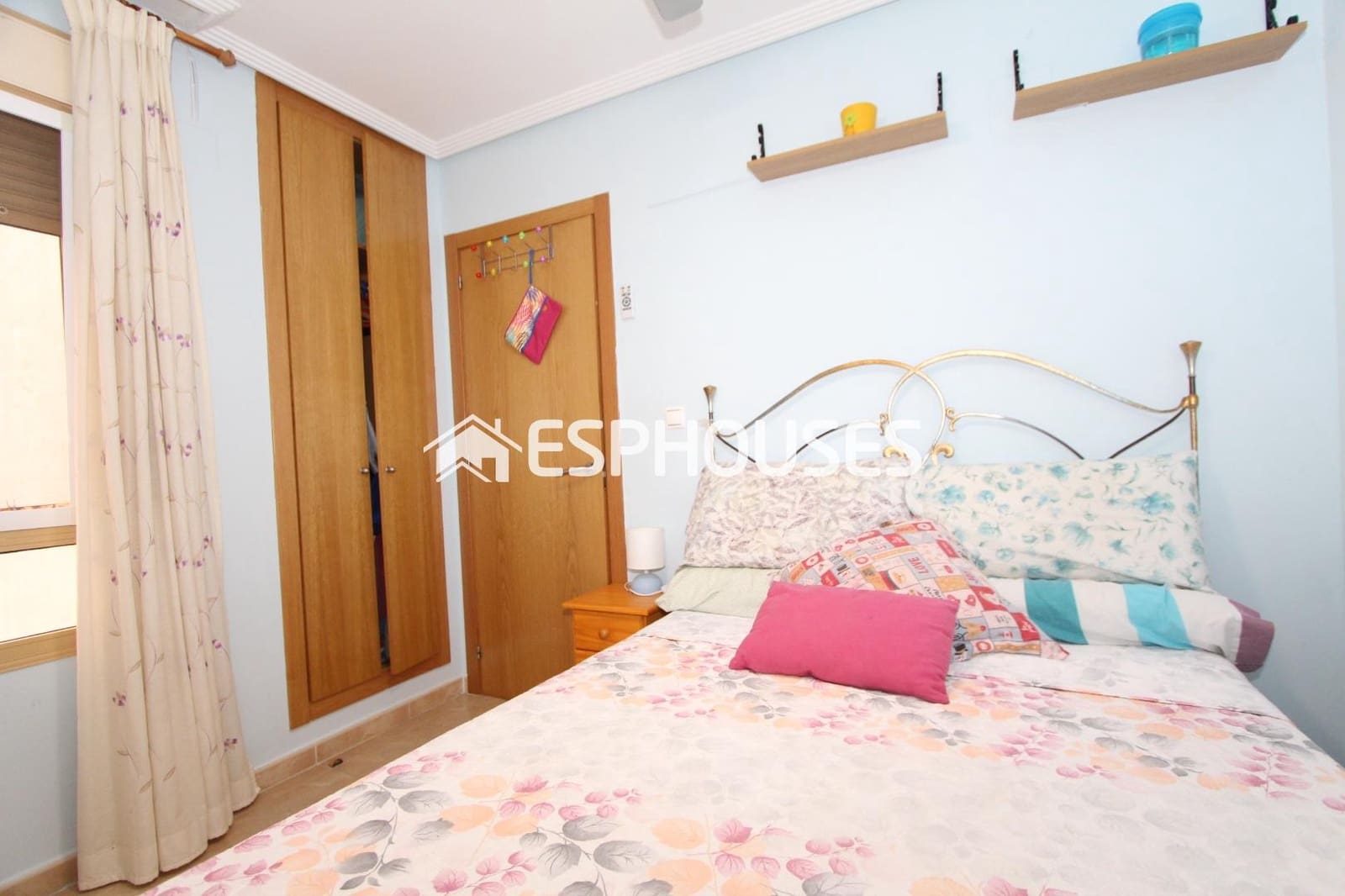 2 sovrum Lägenhet till salu i Guardamar del Segura med garage - 159 000 € (Ref: 8504536)