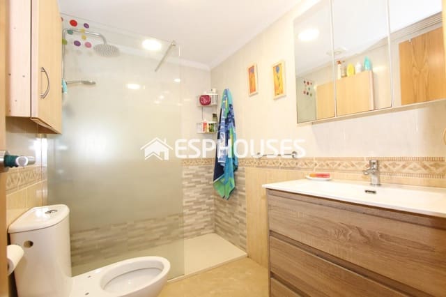 2 bedroom Apartment for sale in Las Viñas, Guardamar del Segura with garage - € 159,000 (Ref: 8504536)