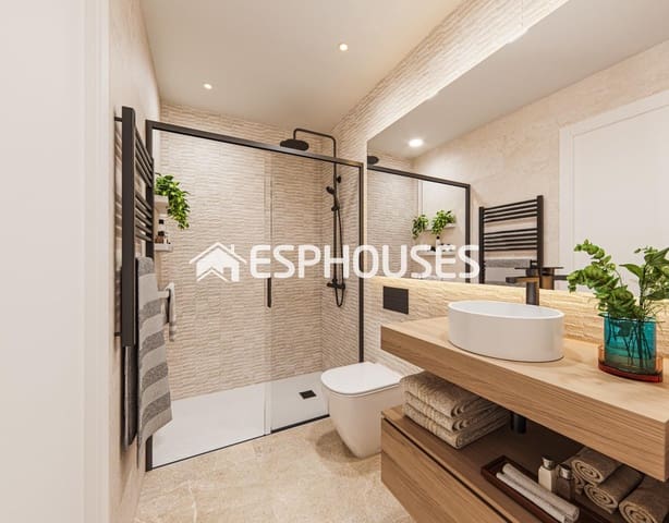 3 bedroom Apartment for sale in Avenida Habaneras - Curva de Palangre, Torrevieja with pool - € 395,000 (Ref: 8509115)