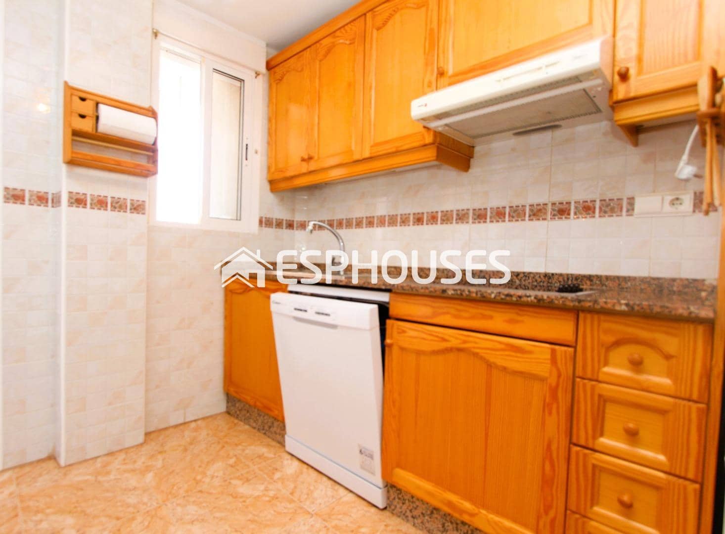 3 soveværelse Lejlighed til salg i Guardamar del Segura med swimmingpool garage - € 269.000 (Ref: 8532133)