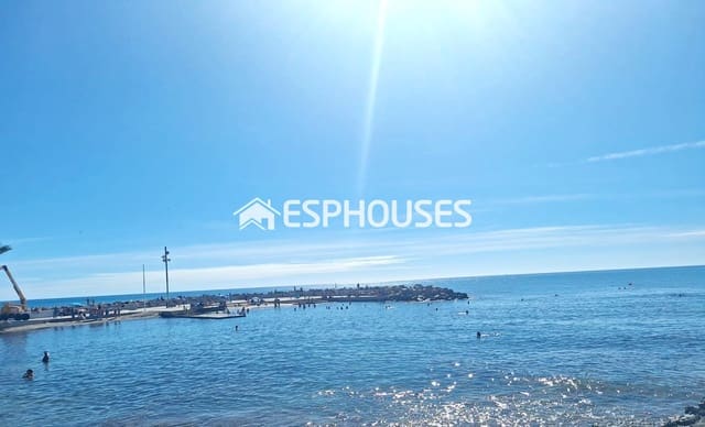 4 quarto Apartamento para venda em Las Piscinas Naturales, Torrevieja com garagem - 276 000 € (Ref: 8557517)