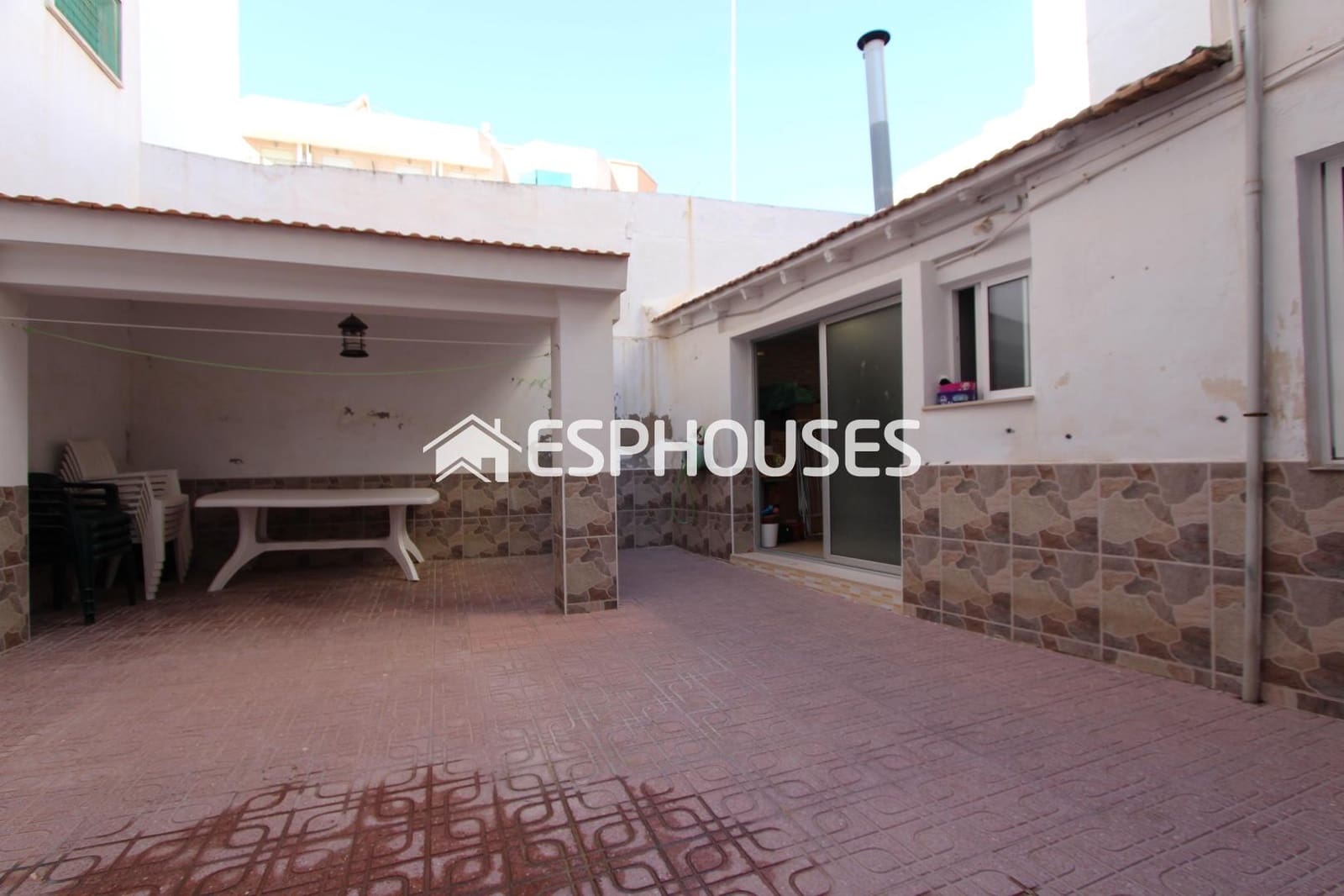 3 slaapkamer Bungalow te koop in Guardamar del Segura - € 147.000 (Ref: 8591194)