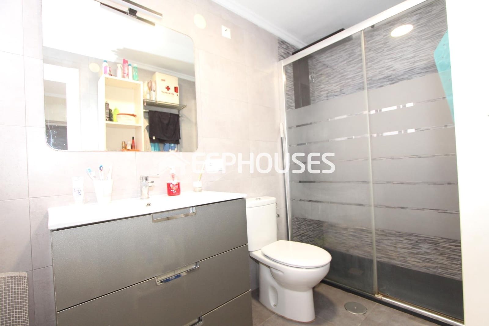 3 slaapkamer Bungalow te koop in Guardamar del Segura - € 147.000 (Ref: 8591194)