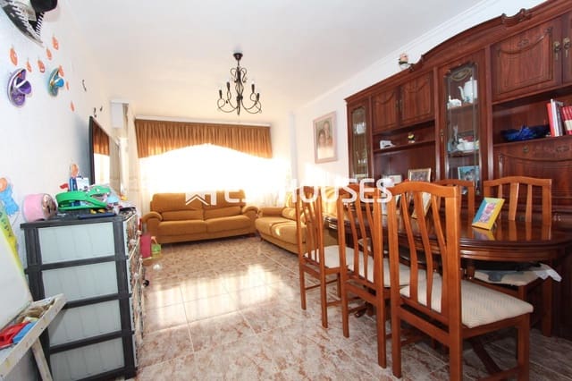 4 camera da letto Appartamento in vendita in Zona Pueblo, Guardamar del Segura - 149.000 € (Rif: 8597757)