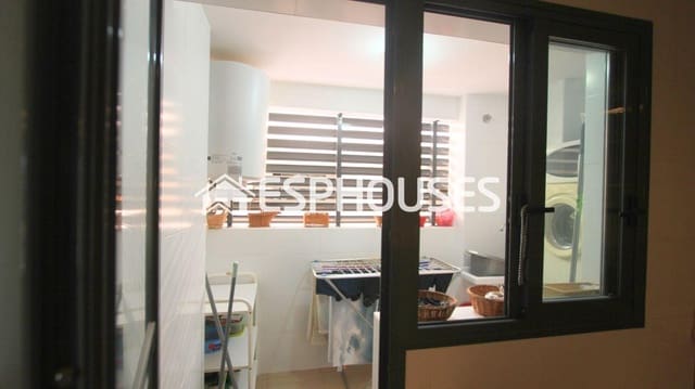 3 makuuhuone Huoneisto myytävänä paikassa Plans - Gasparot, La Villajoyosa / Vila Joiosa mukana uima-altaan 
autotalli - 263 000 € (Ref: 8599931)