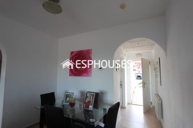 2 bedroom Apartment for sale in Gargasindi, Calpe / Calp with pool garage - € 239,000 (Ref: 8604809)