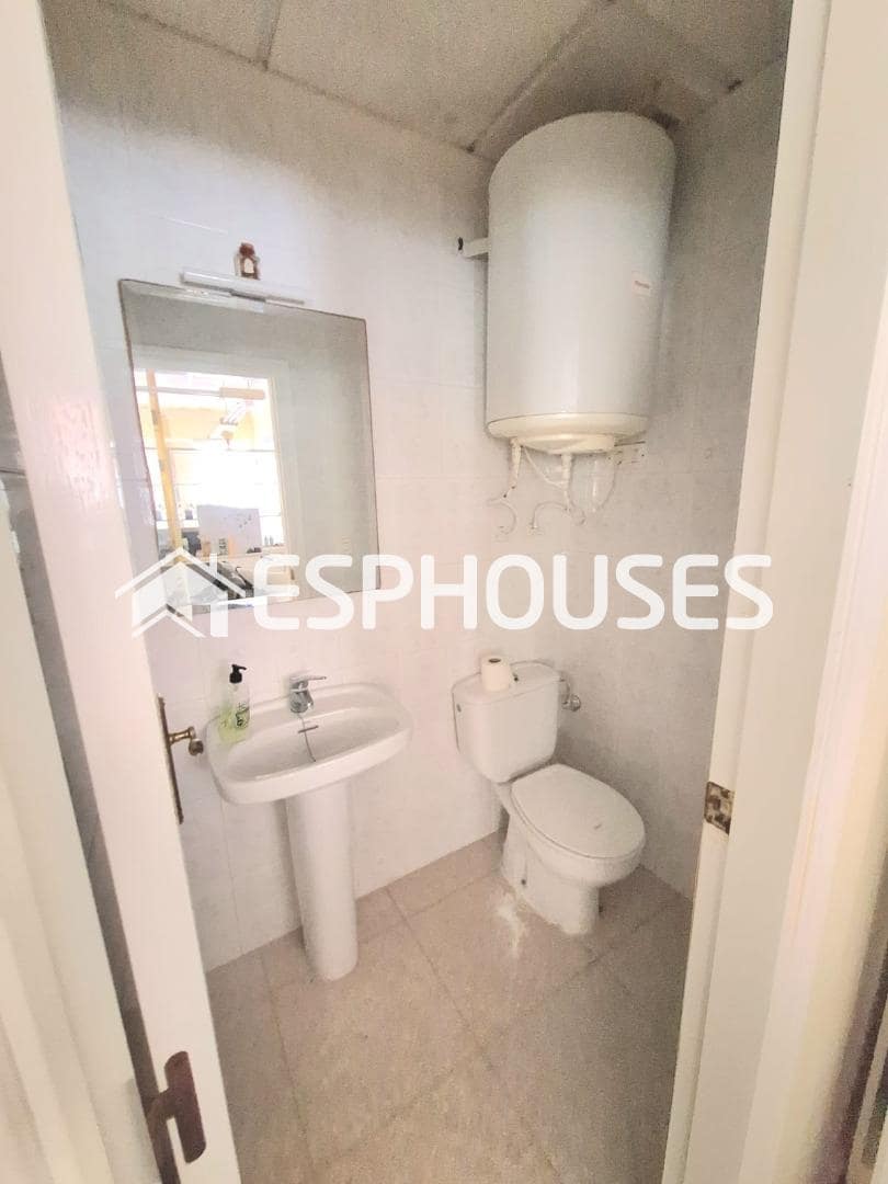 1 camera da letto Commerciale in vendita in Torrevieja - 69.000 € (Rif: 8610912)