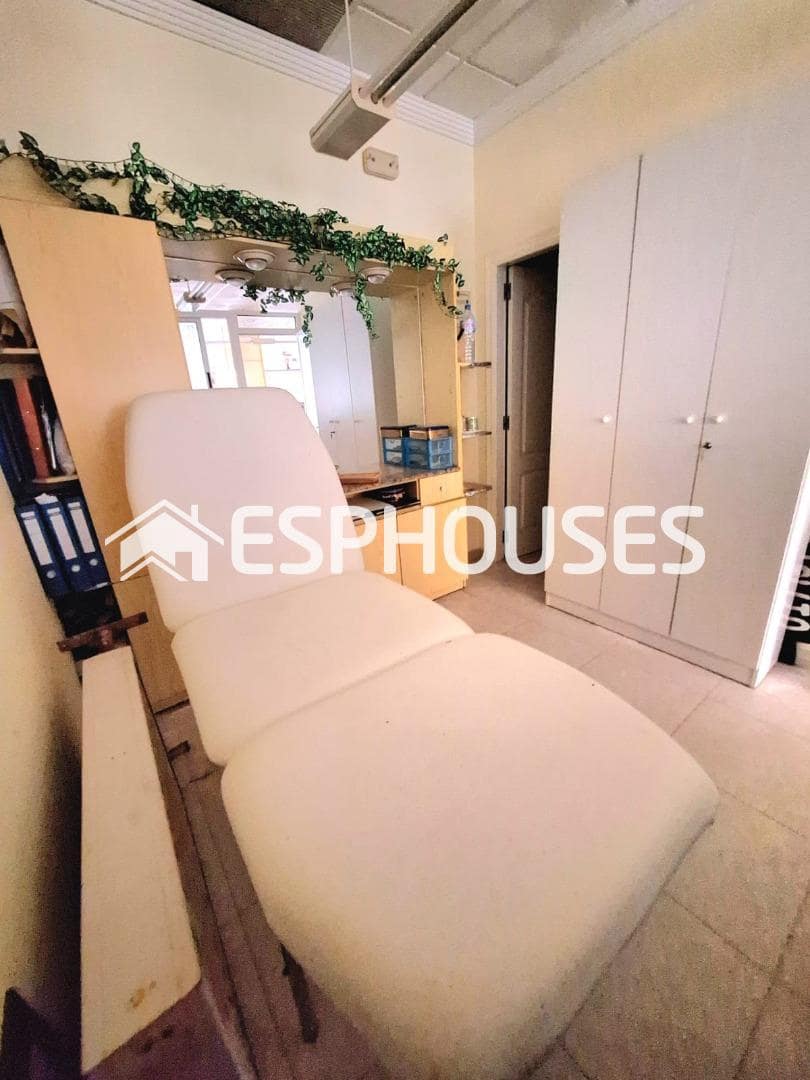 1 camera da letto Commerciale in vendita in Torrevieja - 69.000 € (Rif: 8610912)