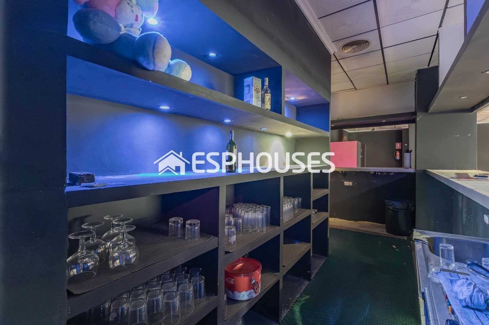 Erhverv til salg i Guardamar del Segura - € 200.000 (Ref: 8612885)