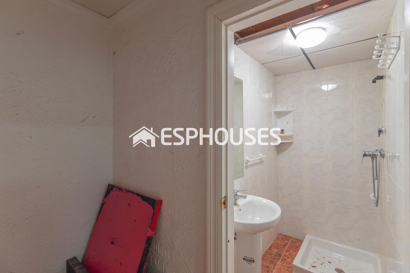 Erhverv til salg i Guardamar del Segura - € 200.000 (Ref: 8612885)