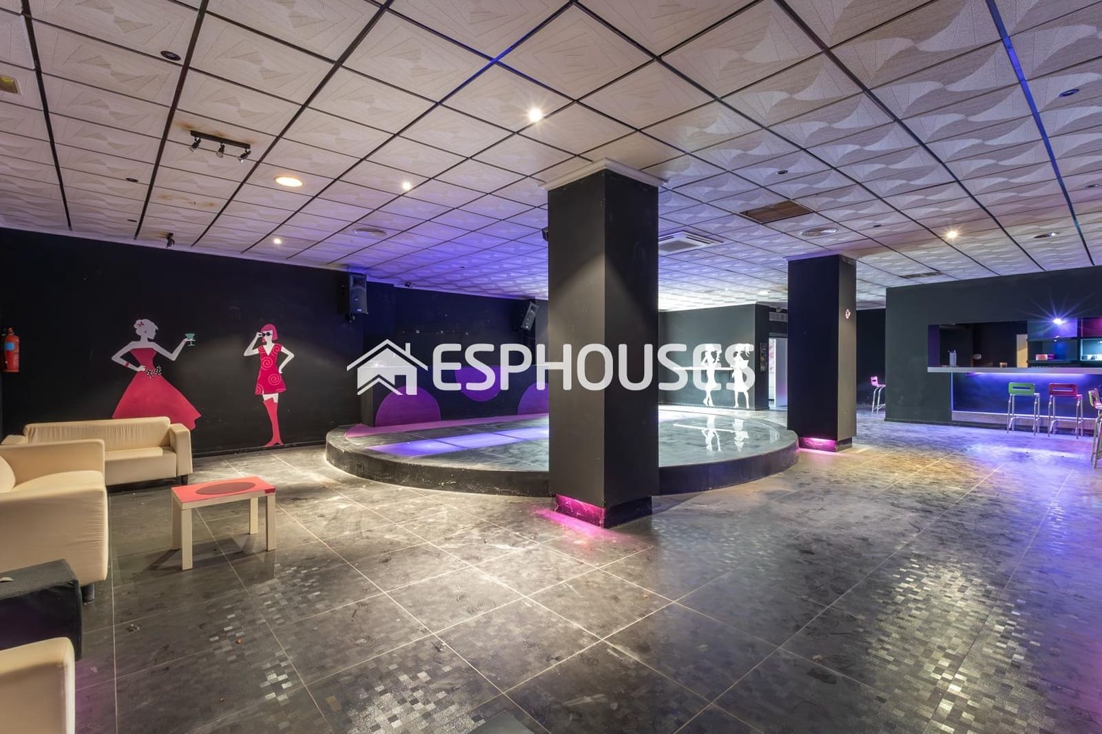 Erhverv til salg i Guardamar del Segura - € 200.000 (Ref: 8612885)