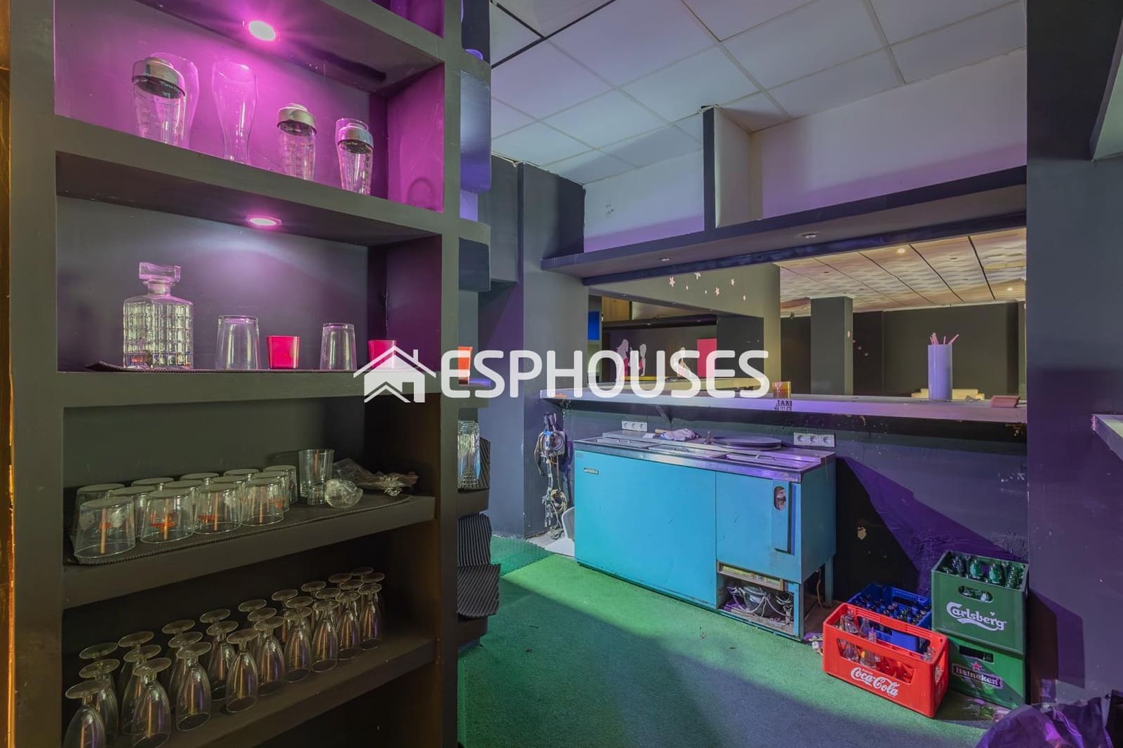 Erhverv til salg i Guardamar del Segura - € 200.000 (Ref: 8612885)