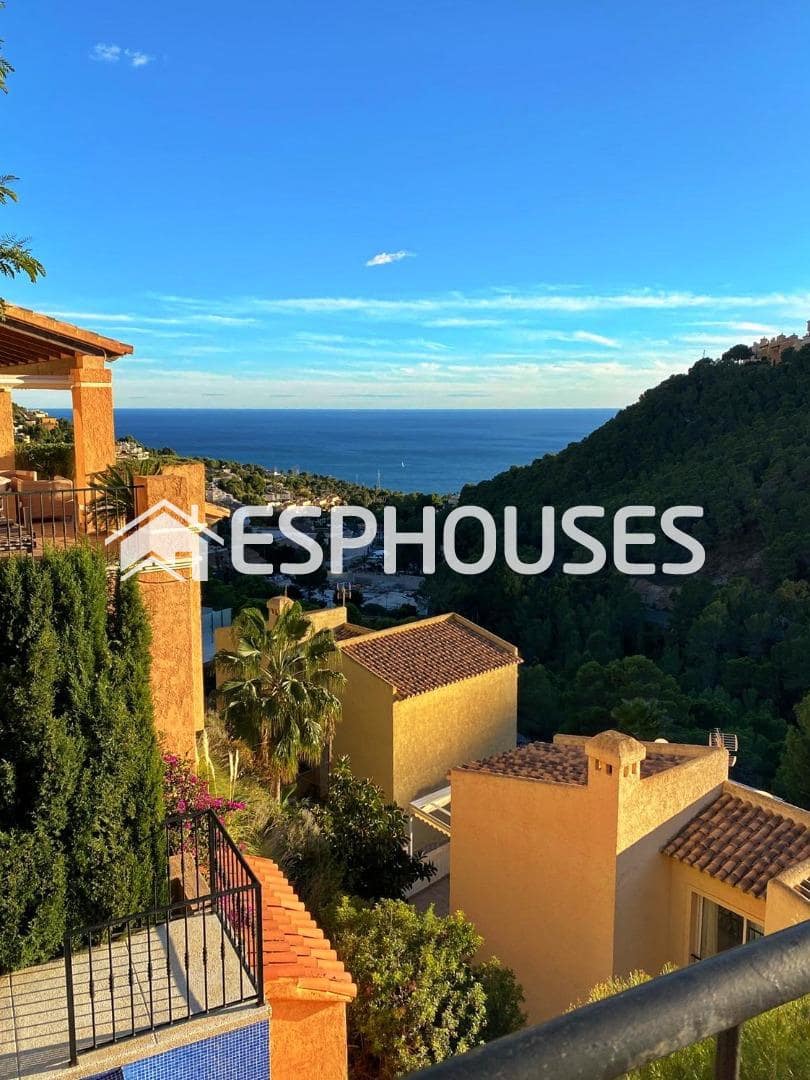 3 bedroom Villa for sale in Altea with pool garage - € 499,000 (Ref: 8648385)