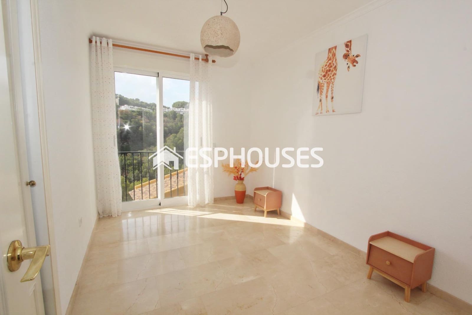 3 bedroom Villa for sale in Altea with pool garage - € 499,000 (Ref: 8648385)